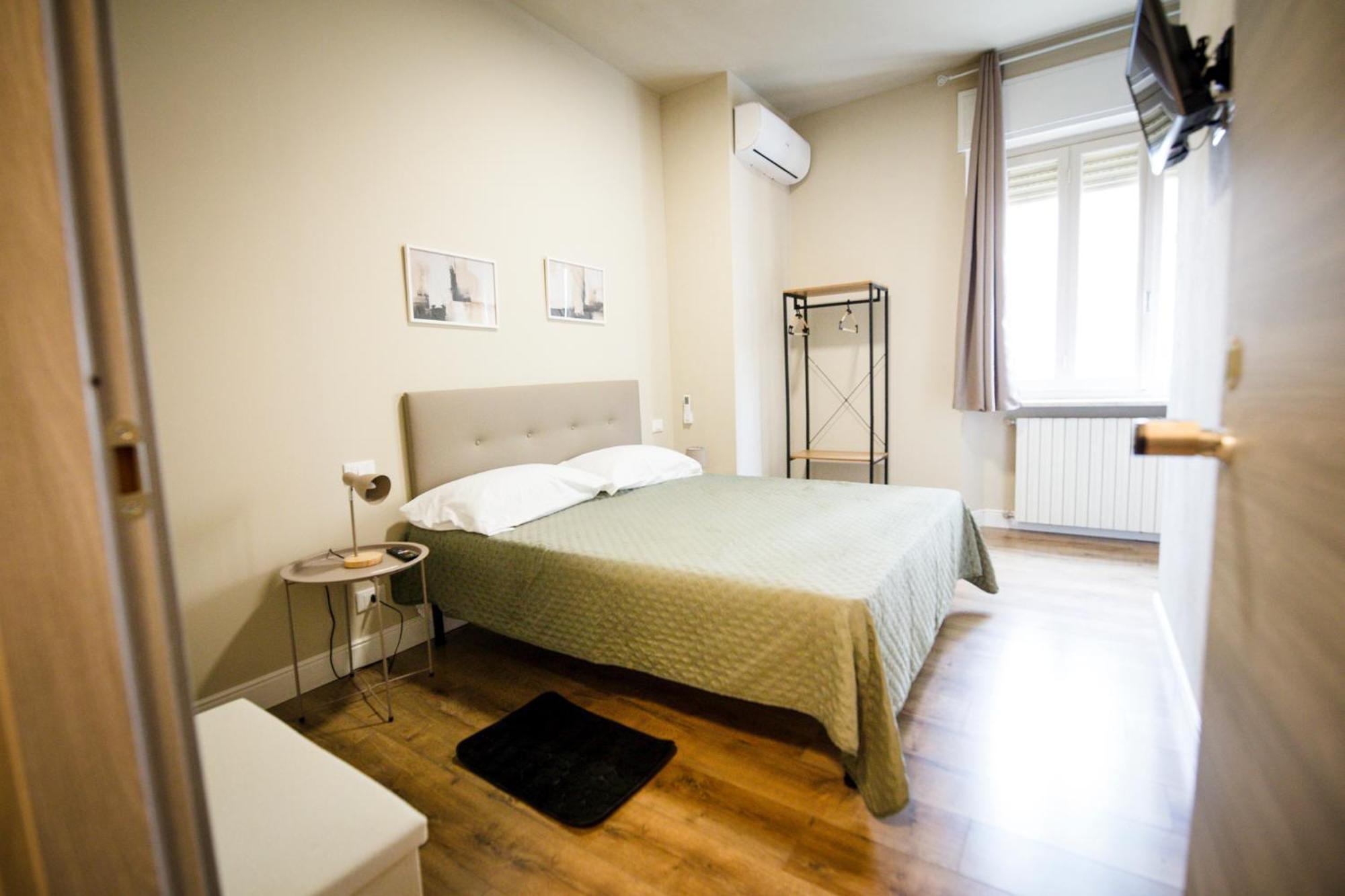 Guest House Nonna Rosa Vercelli Exteriör bild